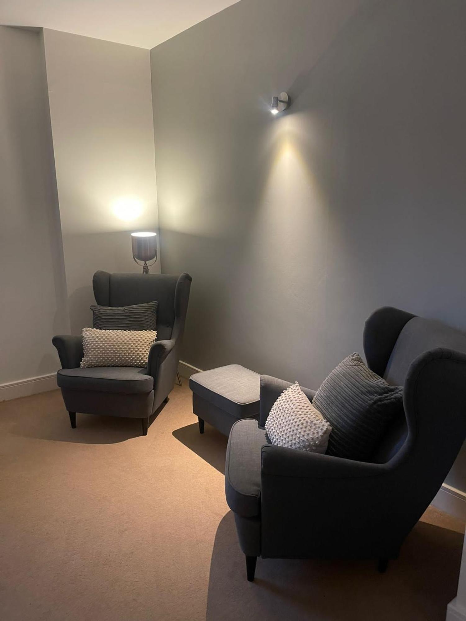 #St Georges Court By Derbnb, Spacious 2 Bedroom Apartments, Free Parking, Wi-Fi, Netflix & Within Walking Distance Of The City Centre Derby Exterior photo